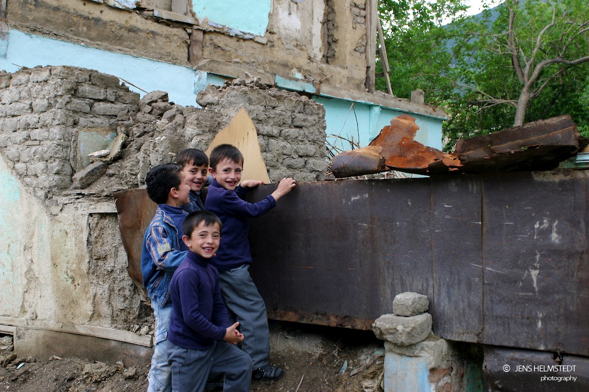 Kinder in der Altstadt in Aksehir