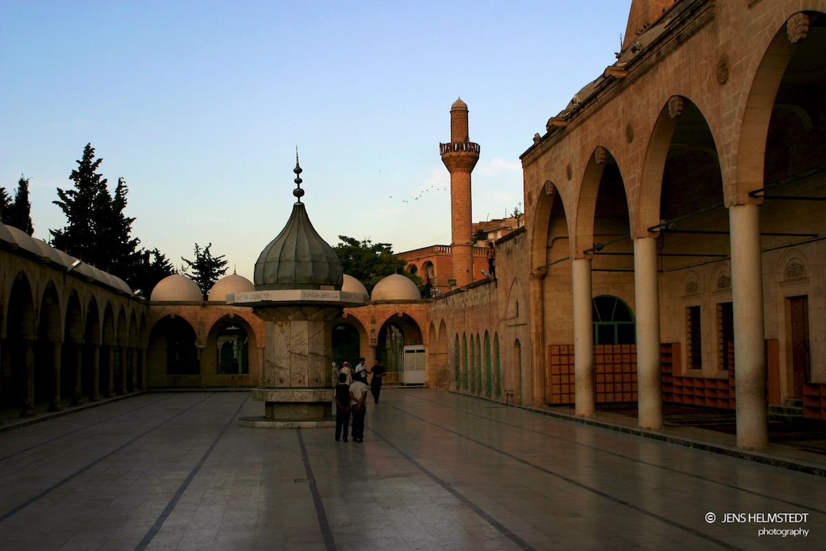 Yeni Mevlid-i Halil Moschee in Urfa